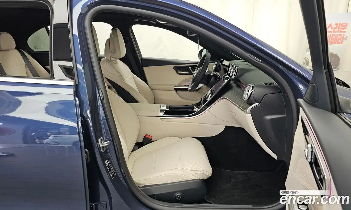 Mercedes-Benz C-Class 2025 2.0 автомат (гидро), фото 11