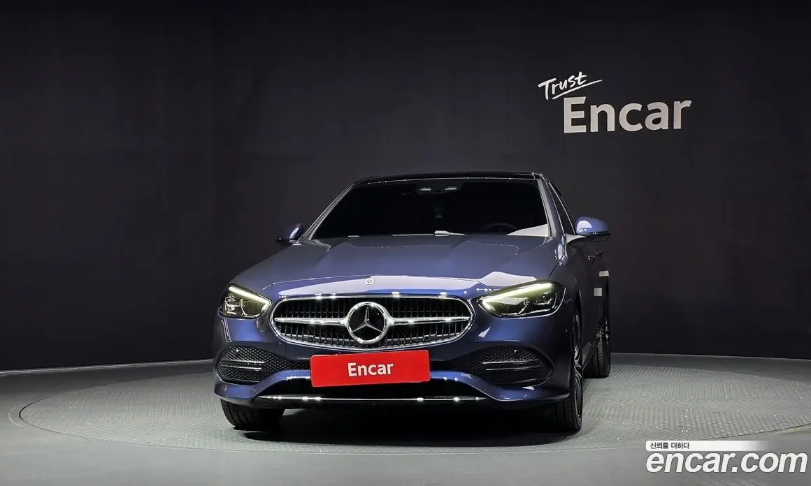 Mercedes-Benz C-Class 2025 2.0 автомат (гидро), фото 3