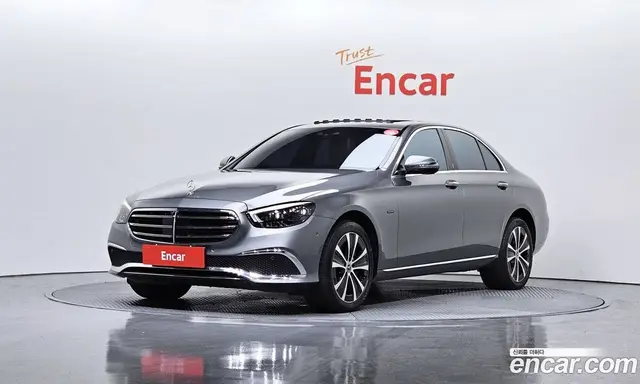 Mercedes-Benz E-Class, 2021, 57 230 км
