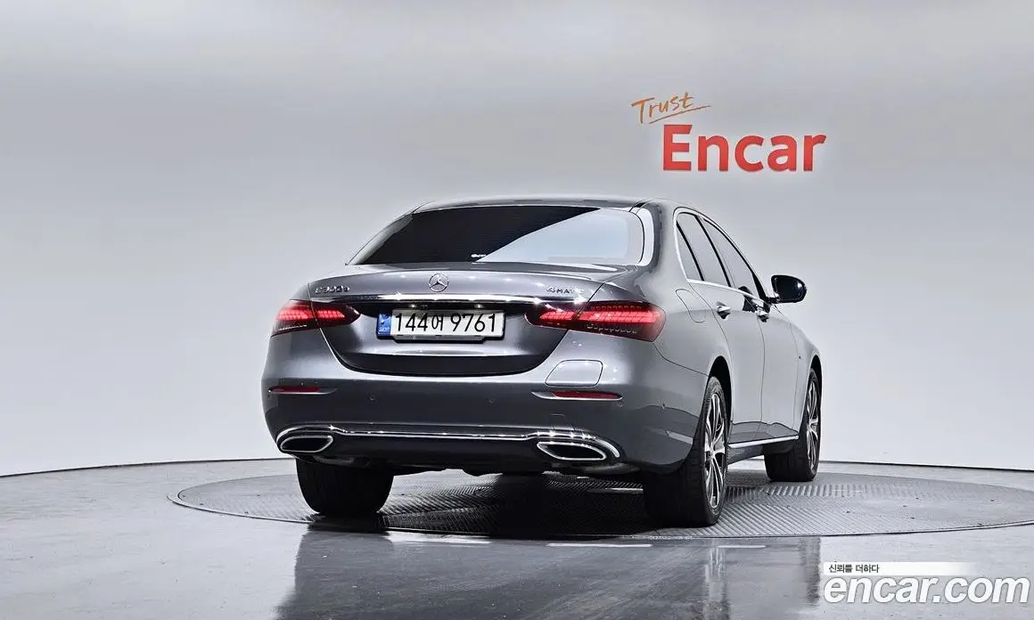 Mercedes-Benz E-Class 2021 2.0 автомат (гидро), фото 4