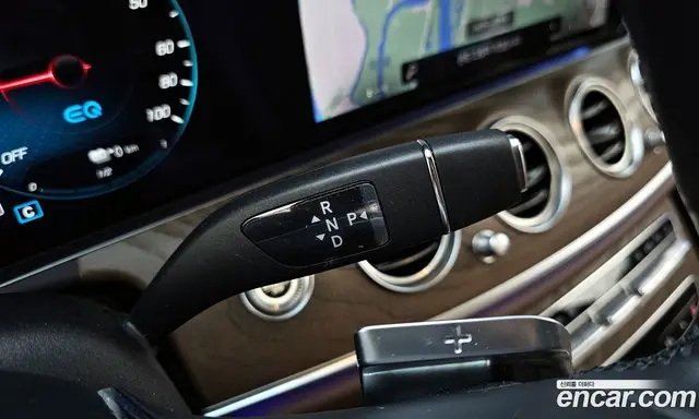 Mercedes-Benz E-Class 2021 2.0 автомат (гидро), миниатюра 9