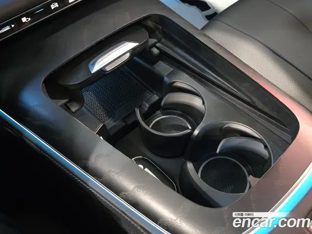 Mercedes-Benz E-Class 2024 2.0 автомат (гидро), миниатюра 9