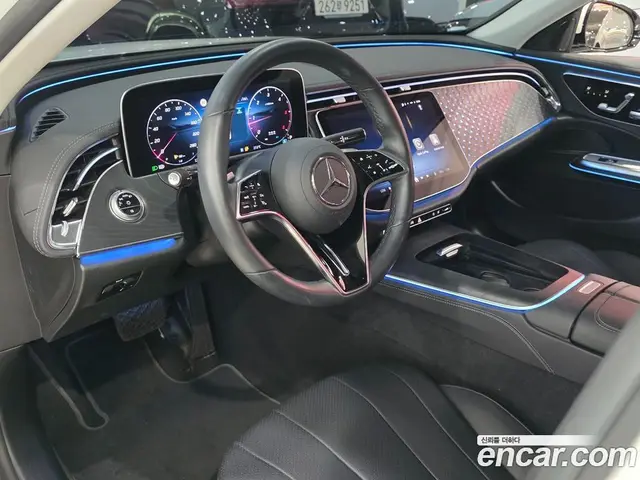 Mercedes-Benz E-Class 2024 2.0 автомат (гидро), миниатюра 10