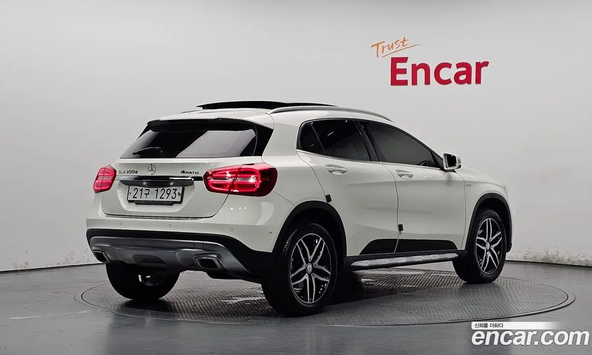 Mercedes-Benz GLA-Class 2017 2.1 автомат (гидро), фото 2 Mercedes-Benz GLA-Class 2017 2.1 автомат (гидро), фото 2