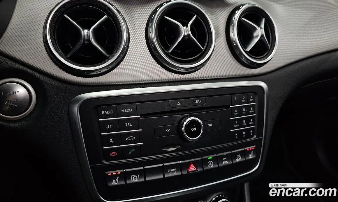 Mercedes-Benz GLA-Class 2017 2.1 автомат (гидро), фото 18 Mercedes-Benz GLA-Class 2017 2.1 автомат (гидро), фото 18