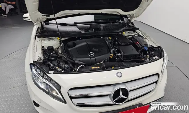 Mercedes-Benz GLA-Class 2017 2.1 автомат (гидро), миниатюра 6 Mercedes-Benz GLA-Class 2017 2.1 автомат (гидро), миниатюра 6