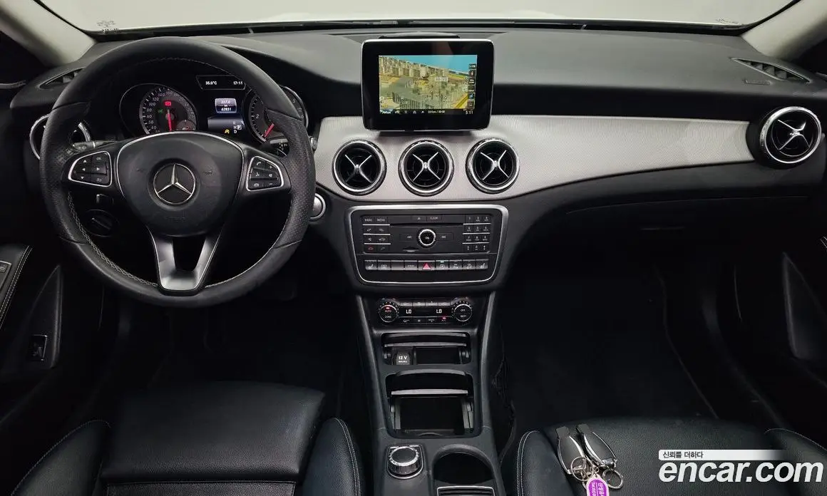 Mercedes-Benz GLA-Class 2017 2.1 автомат (гидро), фото 7 Mercedes-Benz GLA-Class 2017 2.1 автомат (гидро), фото 7