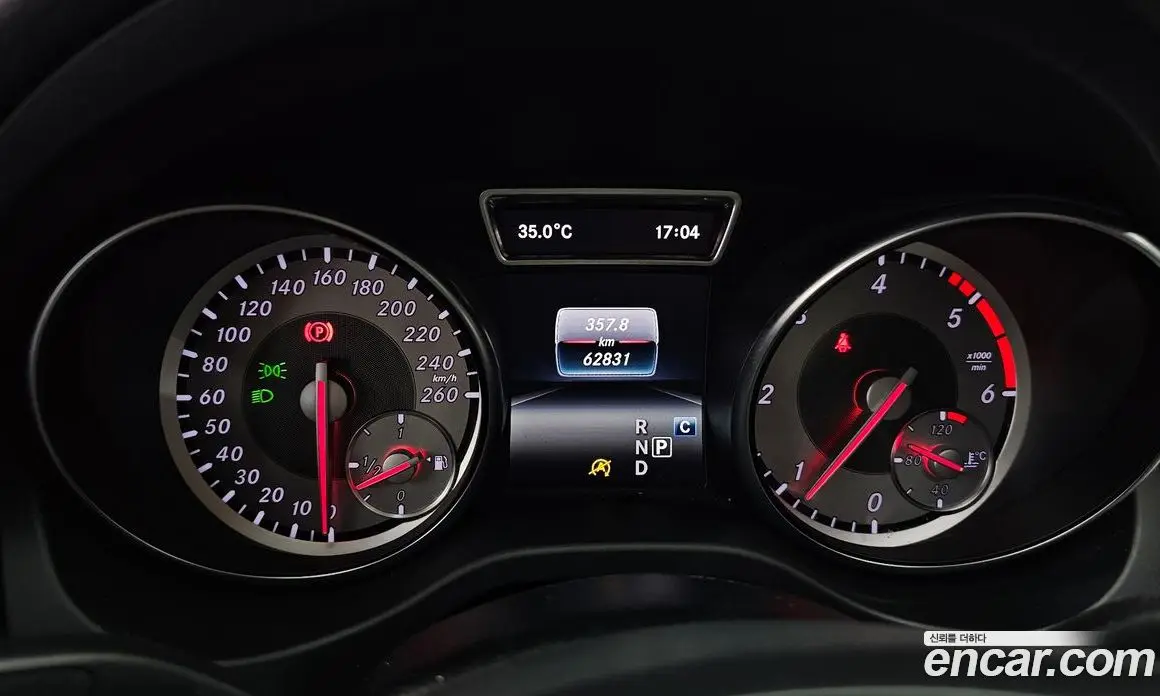 Mercedes-Benz GLA-Class 2017 2.1 автомат (гидро), фото 8 Mercedes-Benz GLA-Class 2017 2.1 автомат (гидро), фото 8