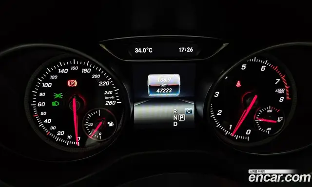 Mercedes-Benz GLA-Class 2019 2.0 автомат (гидро), миниатюра 8