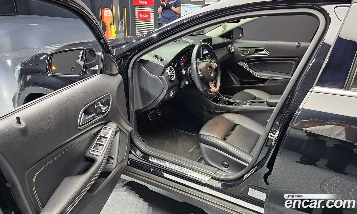 Mercedes-Benz GLA-Class 2019 2.0 автомат (гидро), фото 10