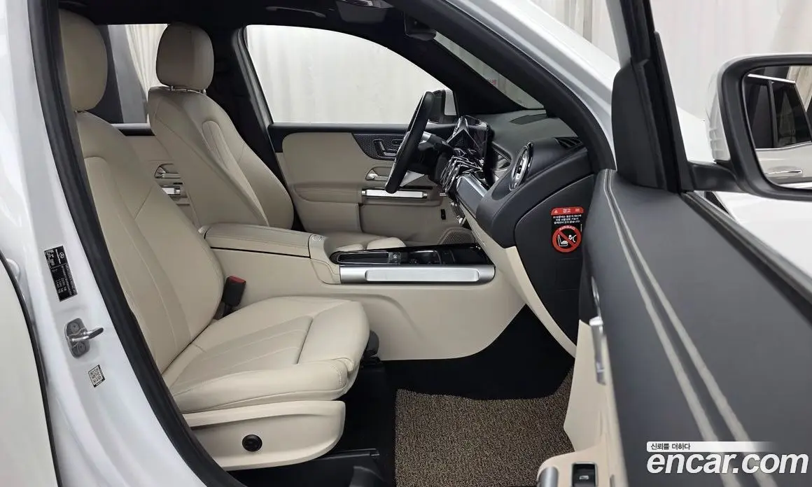 Mercedes-Benz GLB-Class 2024 1.9 автомат (гидро), фото 11