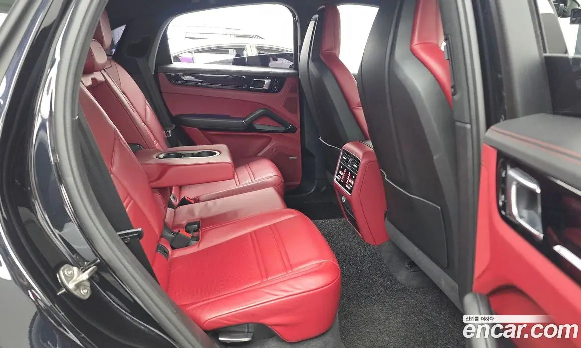 Porsche Cayenne 2021 3.0 автомат (гидро), фото 12
