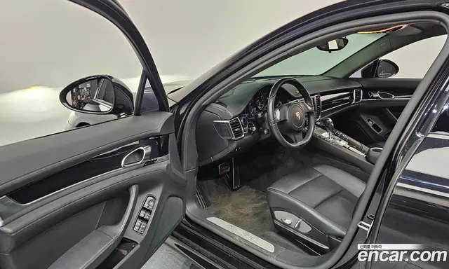 Porsche Panamera 2011 3.6 автомат (гидро), миниатюра 10