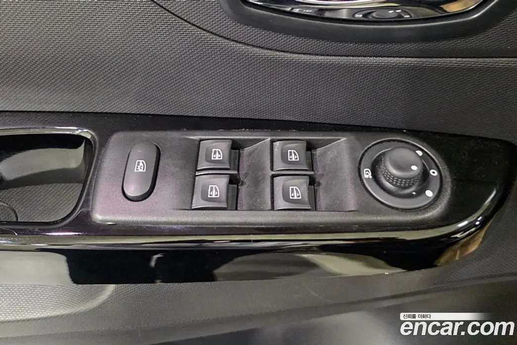 Renault (Samsung) QM3 2015 1.5 автомат (гидро), фото 15 Renault (Samsung) QM3 2015 1.5 автомат (гидро), фото 15