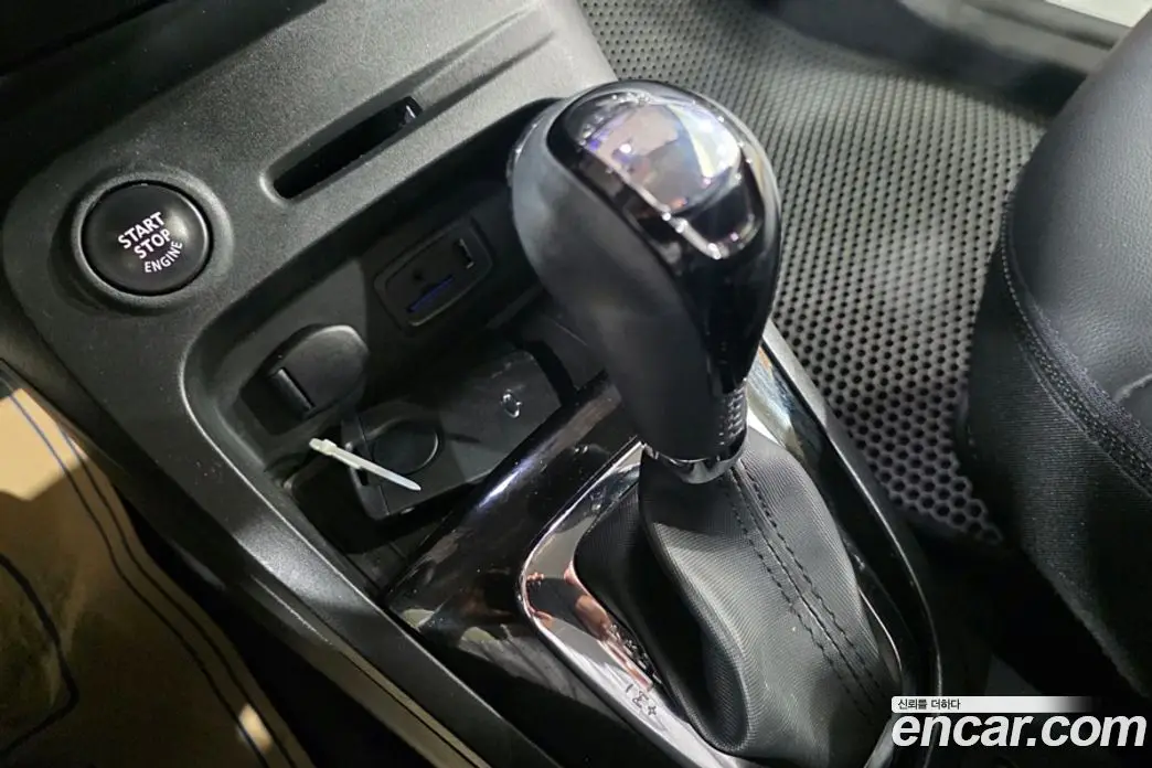 Renault (Samsung) QM3 2015 1.5 автомат (гидро), фото 9 Renault (Samsung) QM3 2015 1.5 автомат (гидро), фото 9