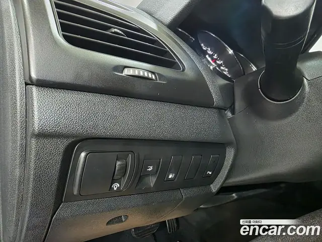 Renault (Samsung) SM3 2009 1.6 автомат (гидро), миниатюра 10