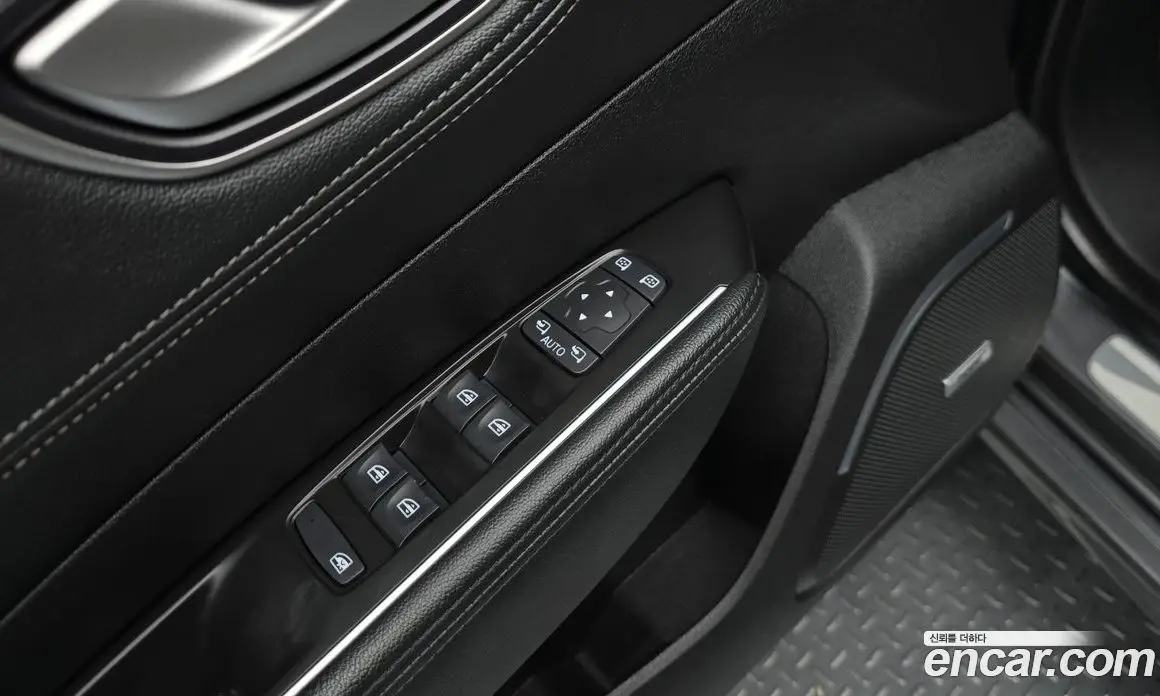 Renault (Samsung) SM6 2016 1.6 автомат (гидро), фото 15 Renault (Samsung) SM6 2016 1.6 автомат (гидро), фото 15