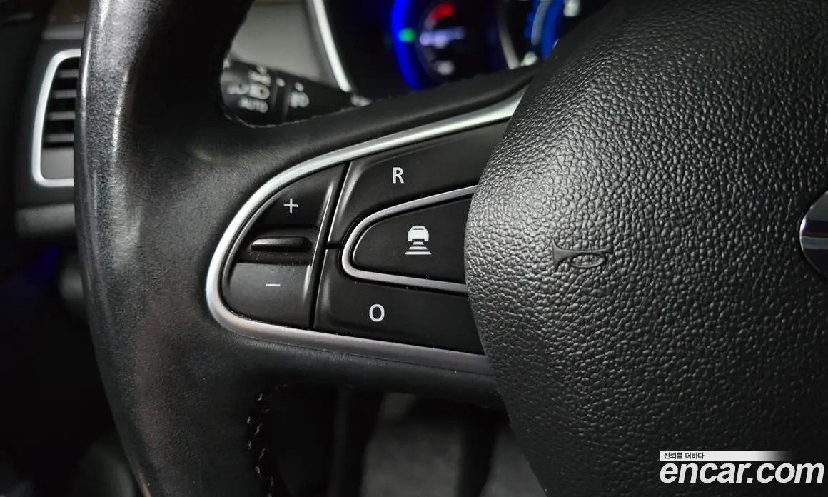 Renault (Samsung) SM6 2016 1.6 автомат (гидро), фото 19 Renault (Samsung) SM6 2016 1.6 автомат (гидро), фото 19