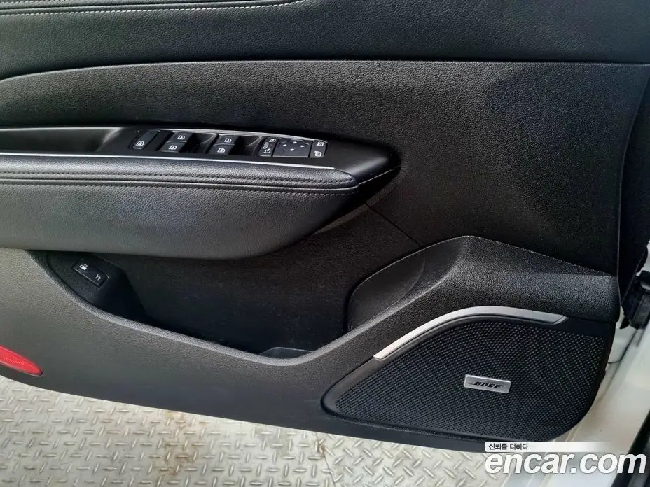Renault (Samsung) SM6 2016 2.0 автомат (гидро), фото 16 Renault (Samsung) SM6 2016 2.0 автомат (гидро), фото 16