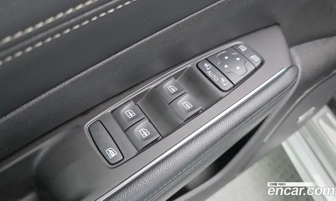 Renault (Samsung) SM6 2017 2.0 автомат (гидро), фото 12 Renault (Samsung) SM6 2017 2.0 автомат (гидро), фото 12