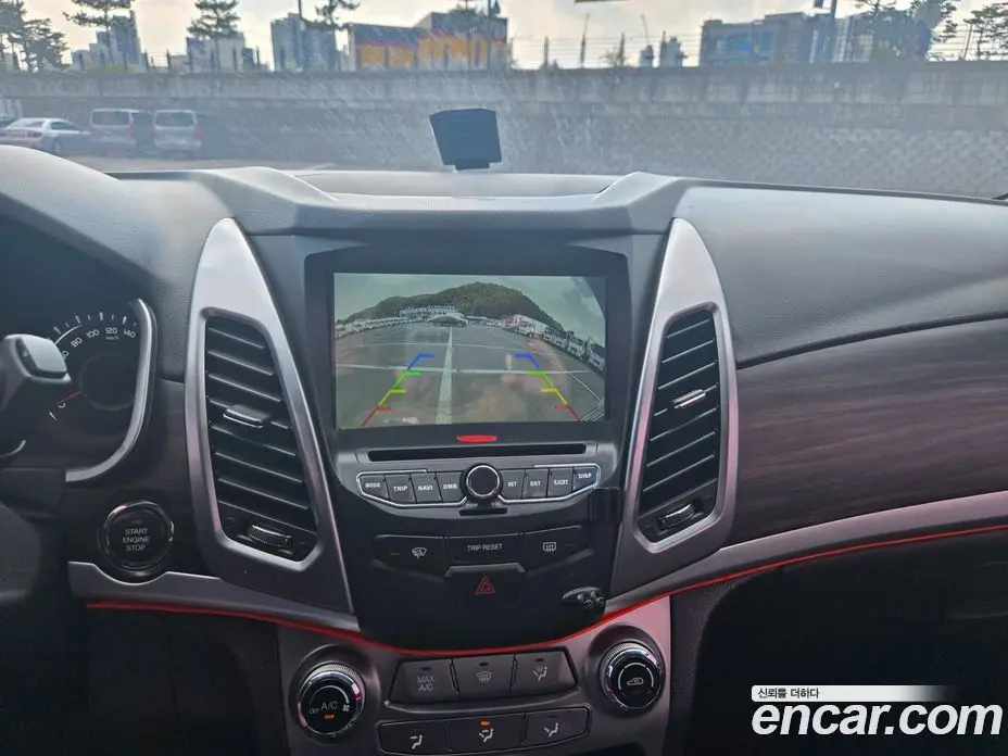 SsangYong Korando 2016 2.2 автомат (гидро), фото 15