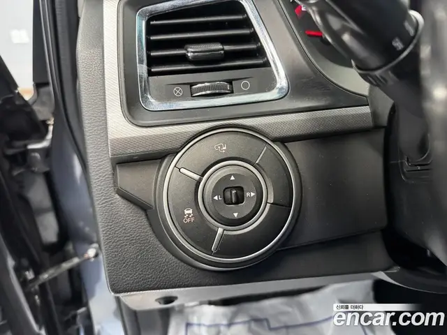 SsangYong Korando 2017 2.2 автомат (гидро), миниатюра 12