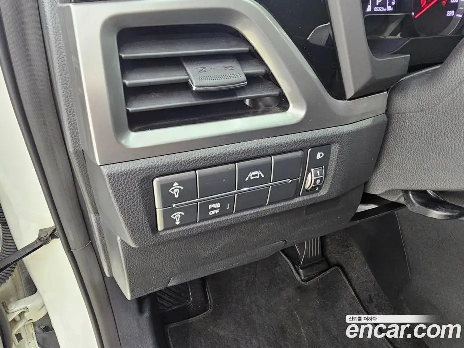SsangYong Korando 2022 1.5 автомат (гидро), фото 18