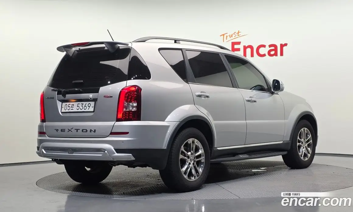 SsangYong Rexton 2017 2.2 автомат (гидро), фото 2 SsangYong Rexton 2017 2.2 автомат (гидро), фото 2