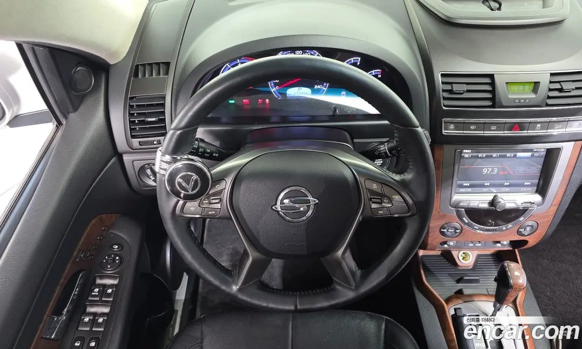 SsangYong Rexton 2017 2.2 автомат (гидро), фото 13 SsangYong Rexton 2017 2.2 автомат (гидро), фото 13