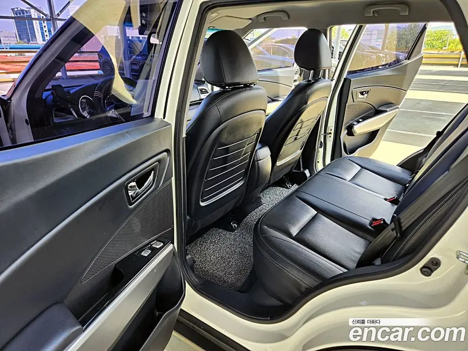 SsangYong TIBOLI 2016 1.6 автомат (гидро), фото 12