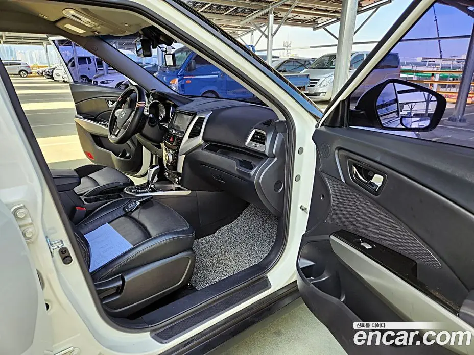 SsangYong TIBOLI 2016 1.6 автомат (гидро), фото 15