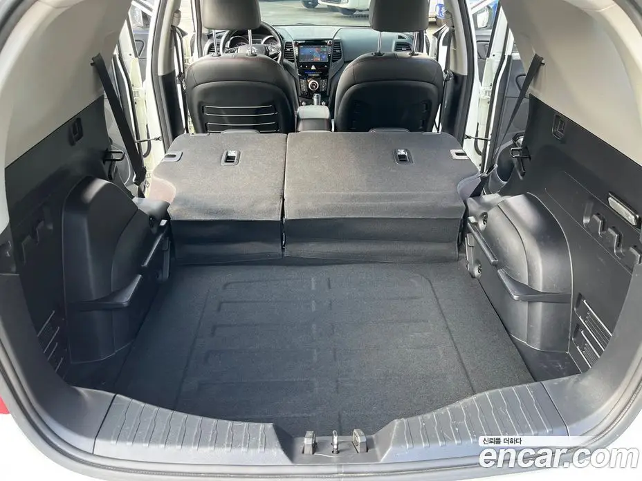SsangYong TIBOLI 2018 1.6 автомат (гидро), фото 12 SsangYong TIBOLI 2018 1.6 автомат (гидро), фото 12