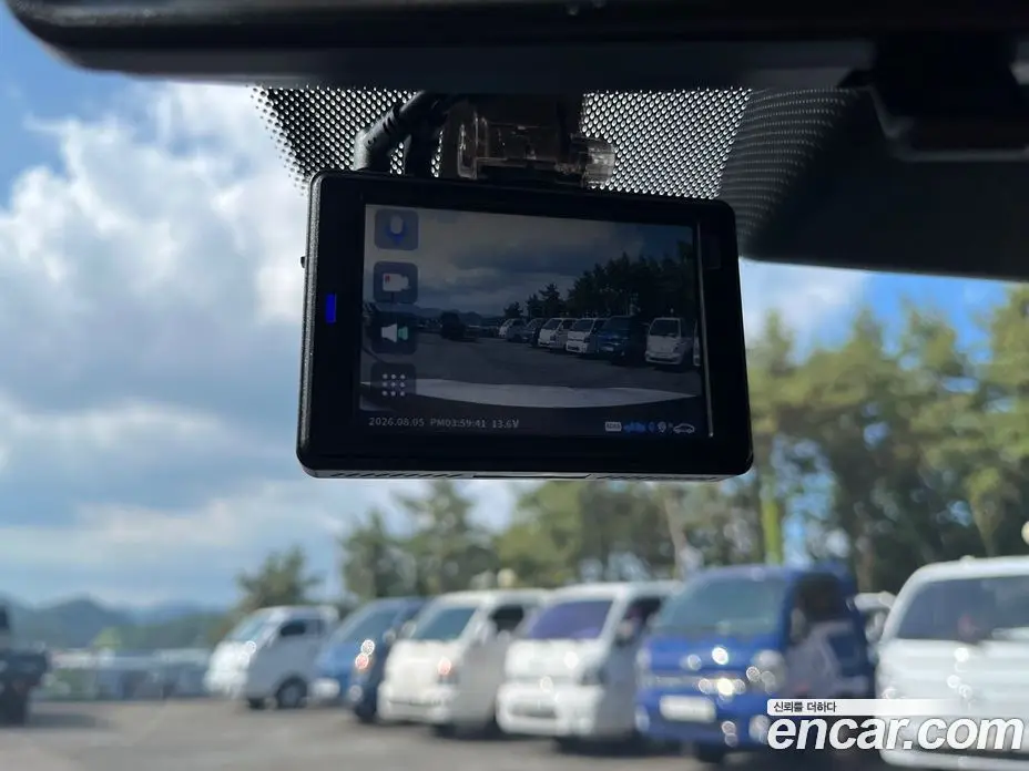 SsangYong TIBOLI 2018 1.6 автомат (гидро), фото 16 SsangYong TIBOLI 2018 1.6 автомат (гидро), фото 16