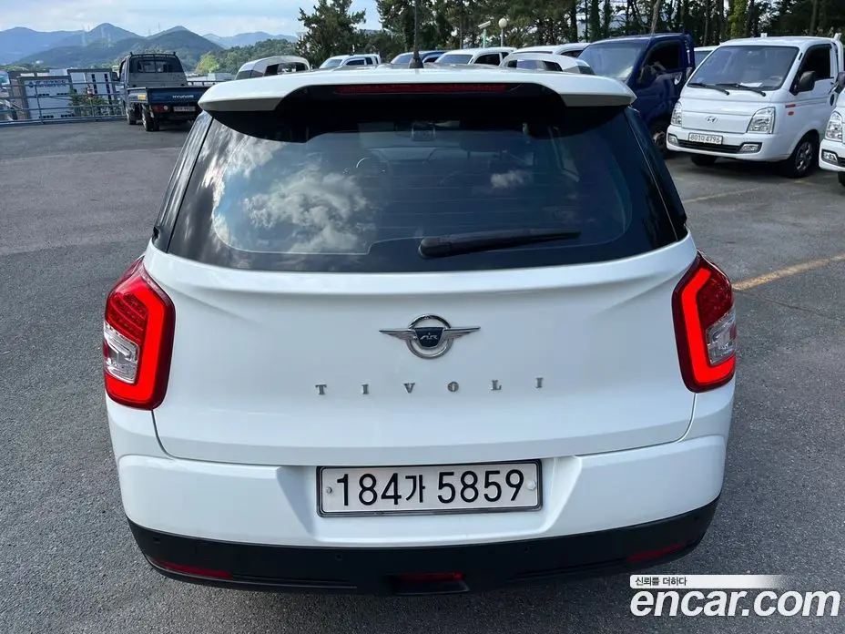 SsangYong TIBOLI 2018 1.6 автомат (гидро), фото 4 SsangYong TIBOLI 2018 1.6 автомат (гидро), фото 4