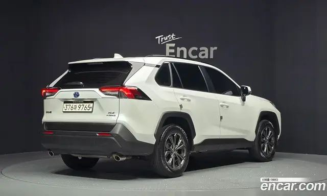Toyota RAV4 2024 2.5 автомат (гидро), миниатюра 2