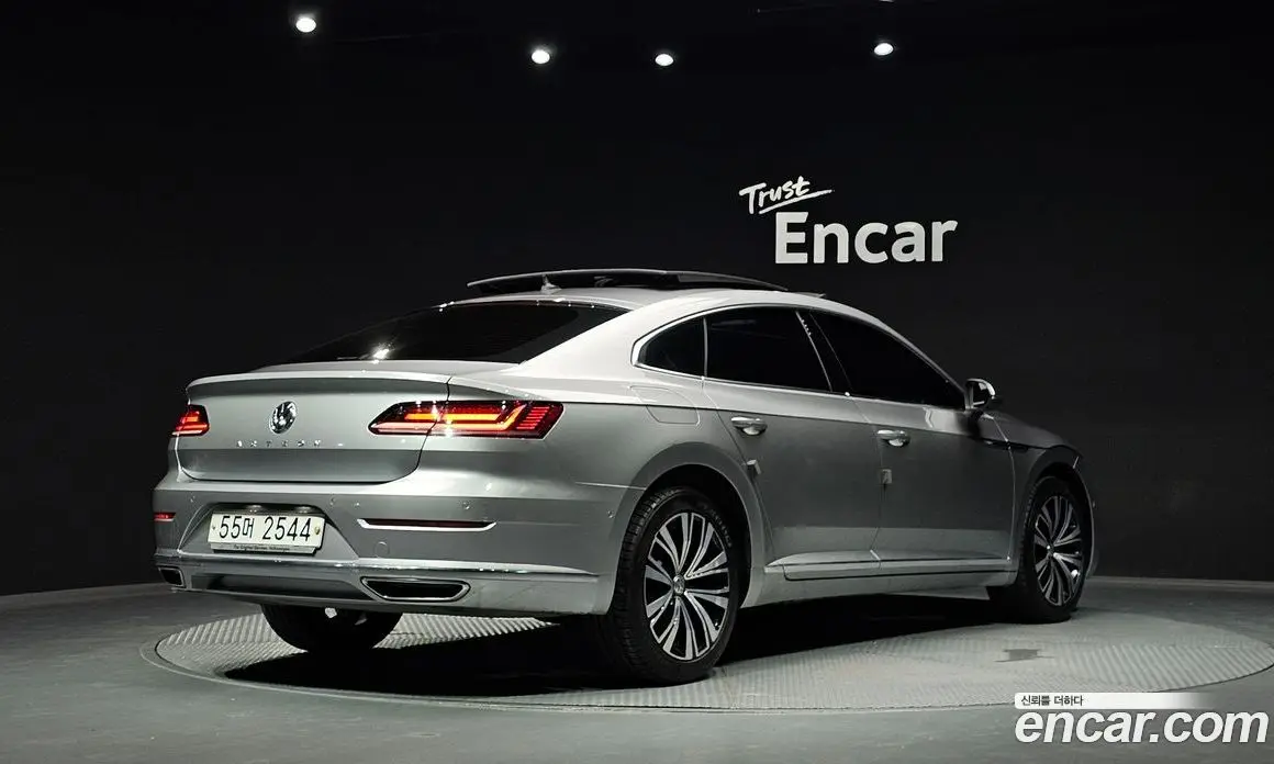Volkswagen Arteon 2019 2.0 автомат (гидро), фото 2 Volkswagen Arteon 2019 2.0 автомат (гидро), фото 2