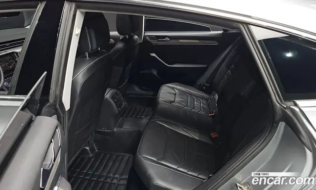 Volkswagen Arteon 2019 2.0 автомат (гидро), миниатюра 11 Volkswagen Arteon 2019 2.0 автомат (гидро), миниатюра 11