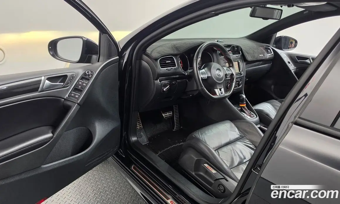 Volkswagen Golf 2011 2.0 автомат (гидро), фото 10 Volkswagen Golf 2011 2.0 автомат (гидро), фото 10