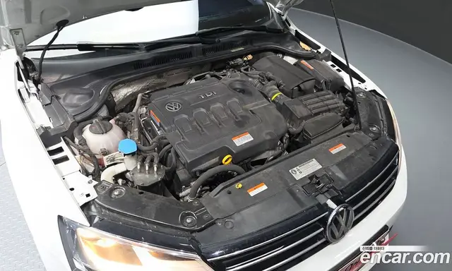 Volkswagen Jetta 2015 2.0 автомат (гидро), миниатюра 6 Volkswagen Jetta 2015 2.0 автомат (гидро), миниатюра 6