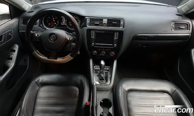Volkswagen Jetta 2015 2.0 автомат (гидро), миниатюра 7 Volkswagen Jetta 2015 2.0 автомат (гидро), миниатюра 7