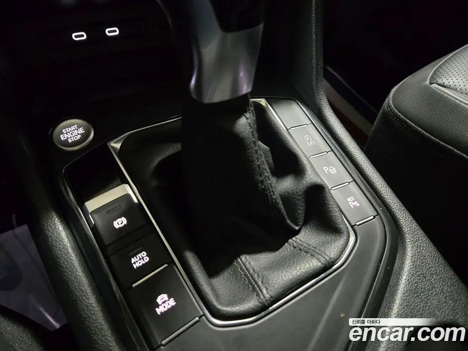 Volkswagen Tiguan 2022 2.0 автомат (гидро), фото 12