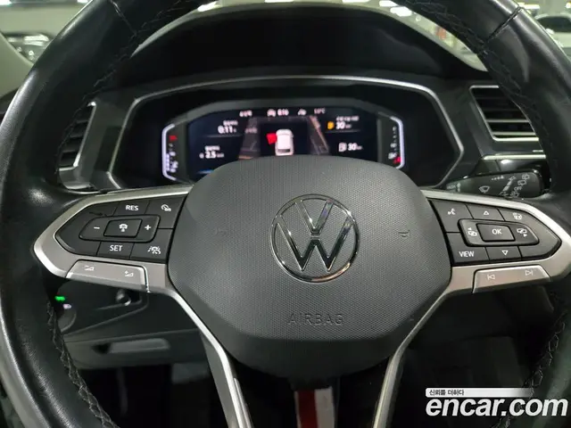 Volkswagen Tiguan 2022 2.0 автомат (гидро), миниатюра 7