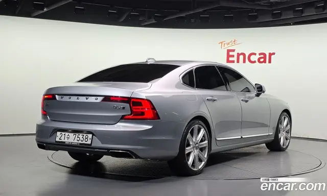 Volvo S90 2018 2.0 автомат (гидро), миниатюра 2 Volvo S90 2018 2.0 автомат (гидро), миниатюра 2
