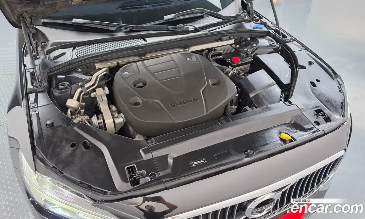 Volvo S90 2018 2.0 автомат (гидро), фото 6 Volvo S90 2018 2.0 автомат (гидро), фото 6