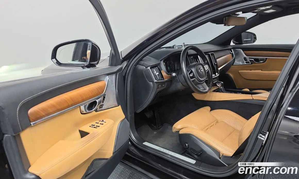 Volvo S90 2018 2.0 автомат (гидро), фото 10 Volvo S90 2018 2.0 автомат (гидро), фото 10