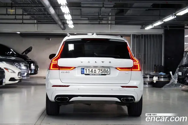 Volvo XC60 2021 2.0 автомат (гидро), миниатюра 5