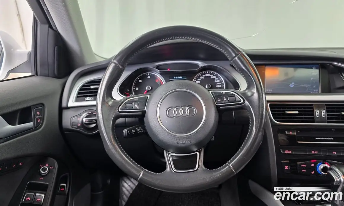 Audi A4 2015 2.0 автомат (гидро), фото 13
