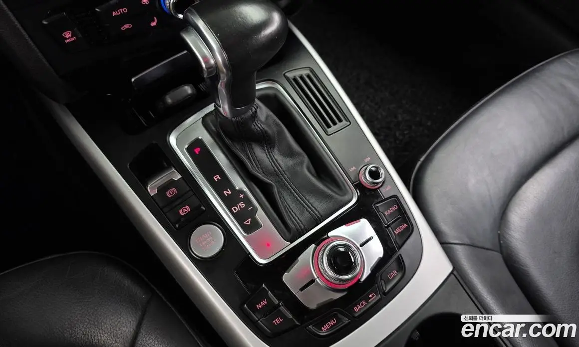 Audi A4 2015 2.0 автомат (гидро), фото 9