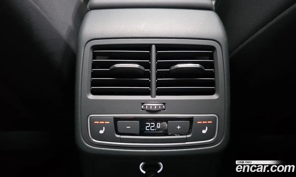 Audi A4 2020 2.0 автомат (гидро), фото 19