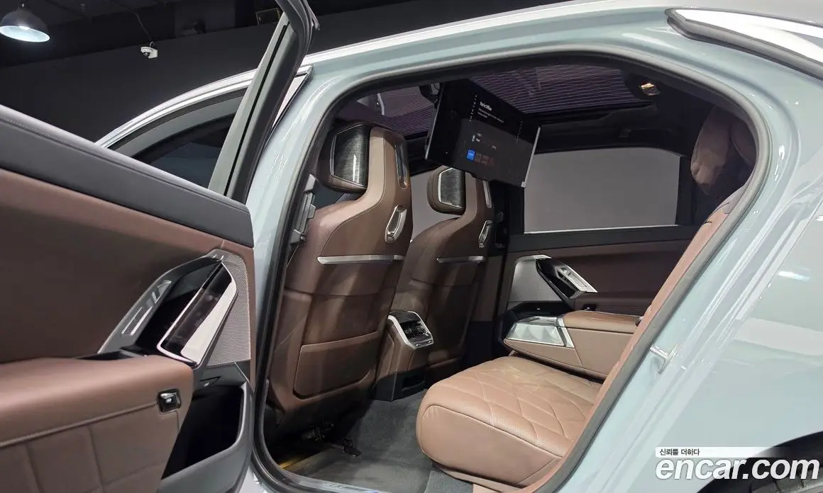BMW 7 серия 2023 3.0 автомат (гидро), фото 15 BMW 7 серия 2023 3.0 автомат (гидро), фото 15
